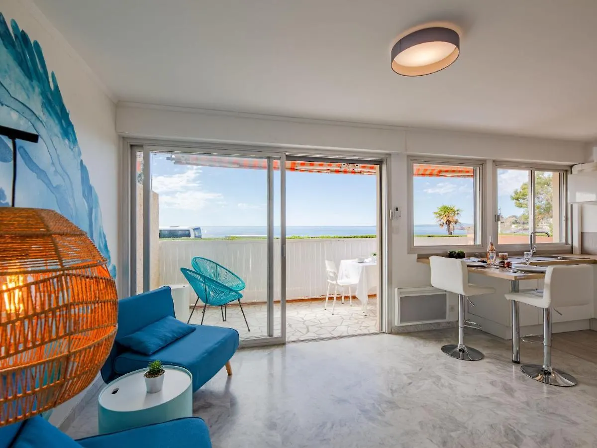 Apartment Studio Residence Les Gemeaux By Interhome Saint-Raphael