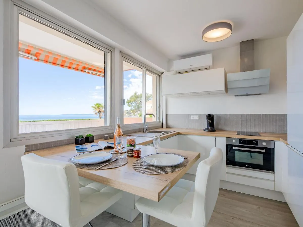 Studio Residence Les Gemeaux By Interhome Saint-Raphaël Apartament